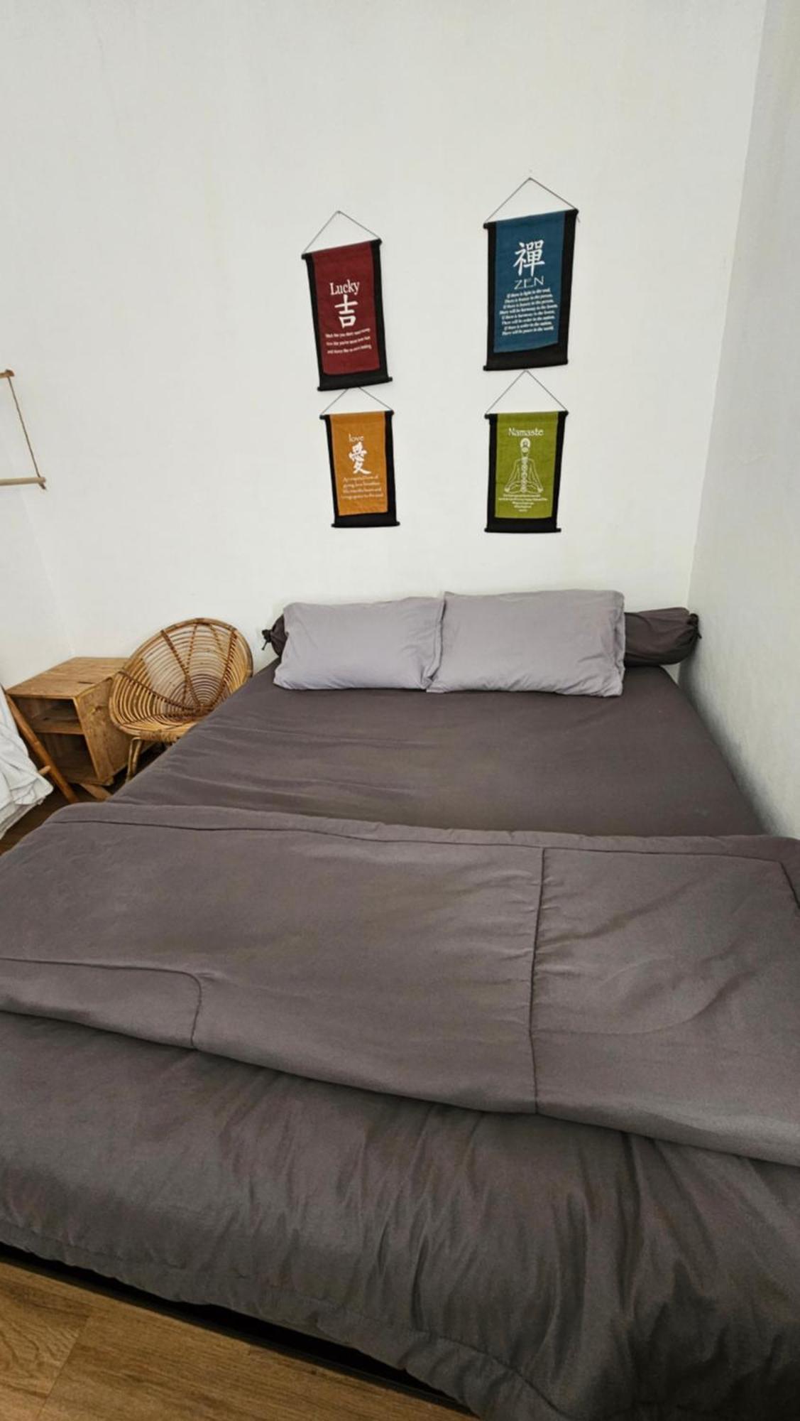 Oke Baik Hostel Yogyakarta Exterior photo